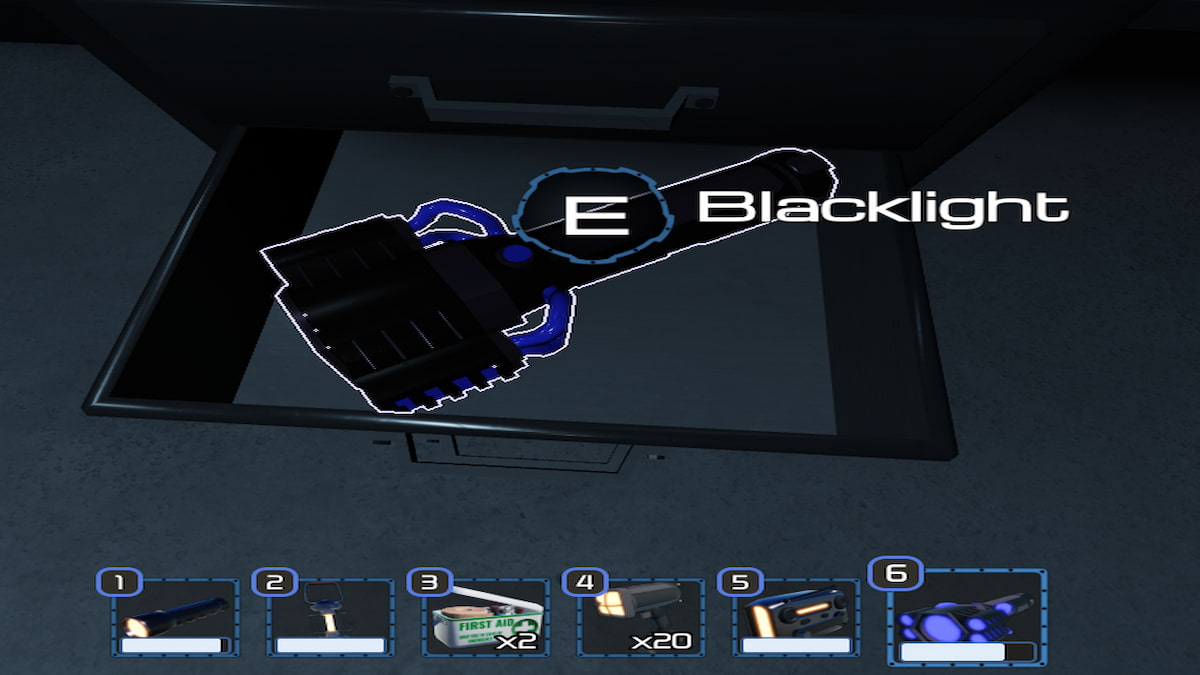 The Blacklight Item in Roblox Pressure